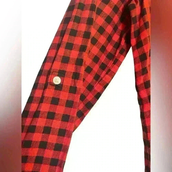 Calvin Klein Red Black Buffalo Plaid Long Sleeve V-Neck Lightweight Shirt Medium - Picture 4 of 8